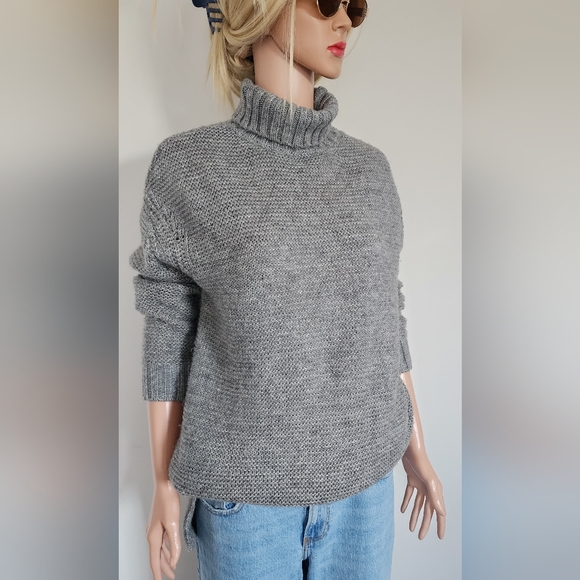 Zara turtleneck top sweater medium - Picture 3 of 9
